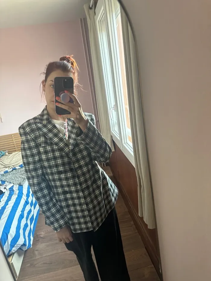 Veste tailleur rayée - photo numéro 2