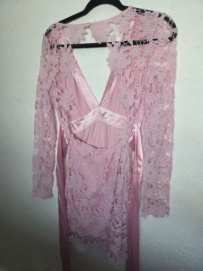 Robe femme rose dentelle neuve - photo numéro 2
