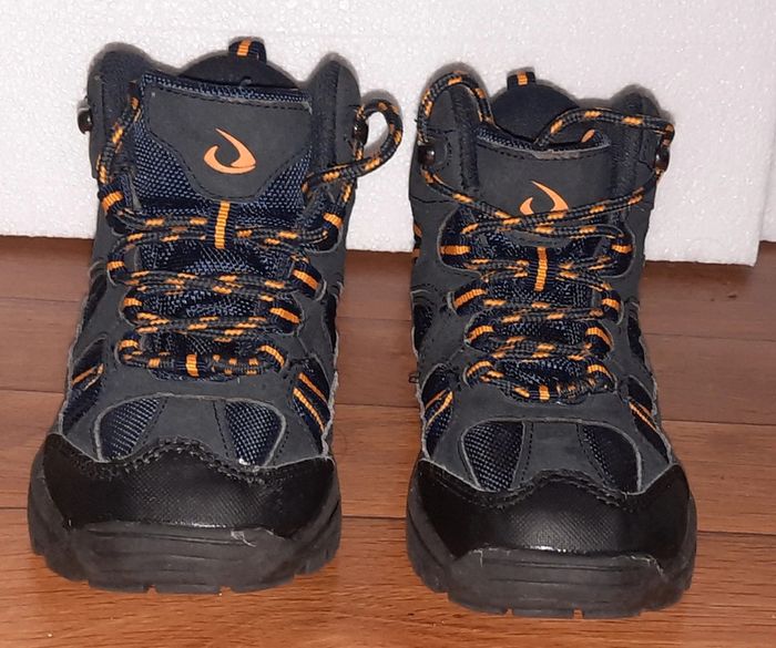 Chaussures de randonnée Pointure 32 - photo numéro 6