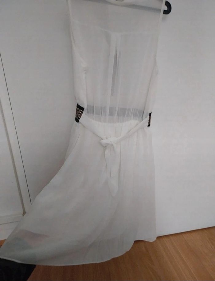 Robe blanche - photo numéro 2