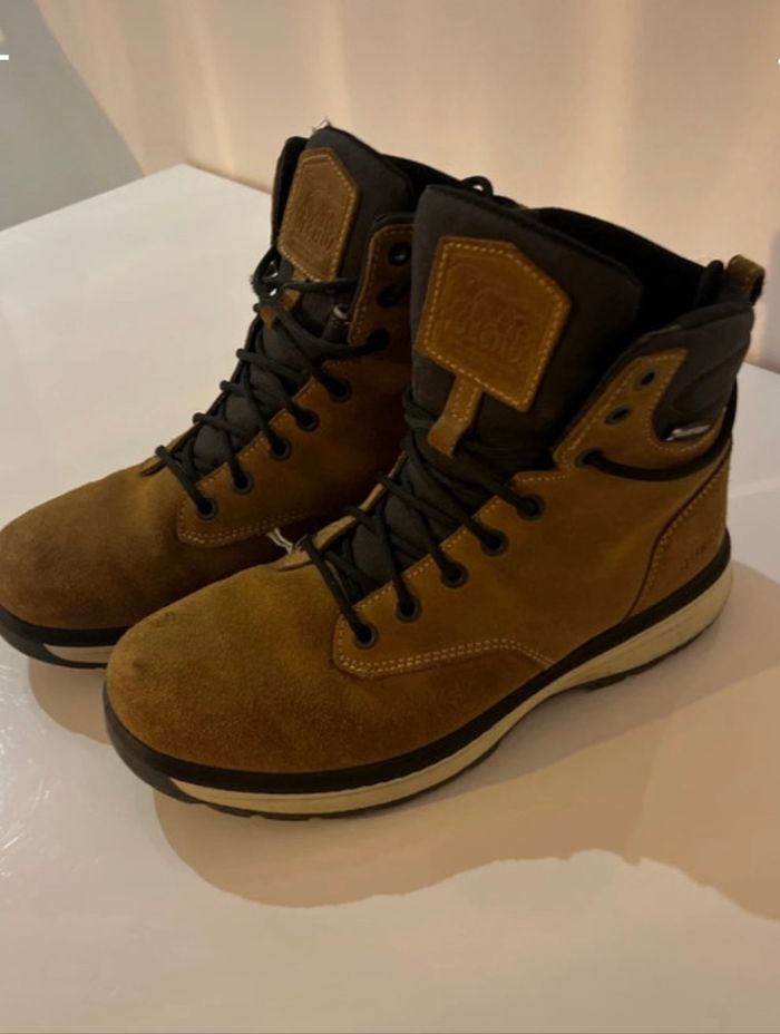 Chaussures montantes pointure 40 - Quechua