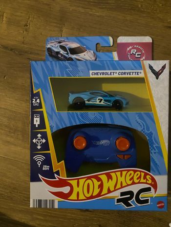 HOT WHEELS RC 1:64 CORVETTE