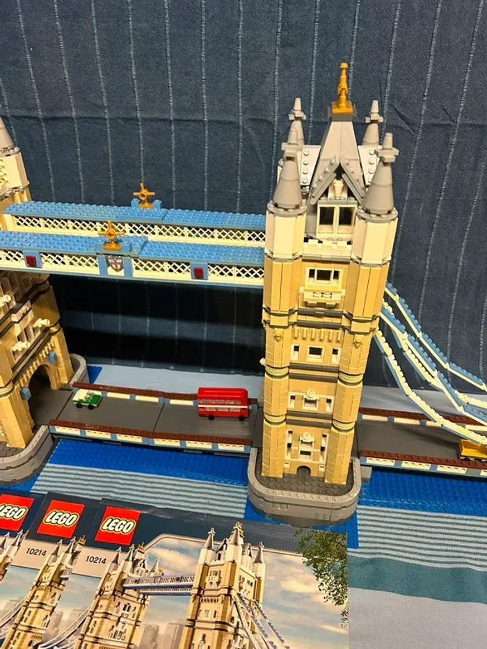 Lego Creator 10214 Tower Bridge - photo numéro 3