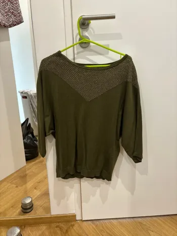 Pull kaki