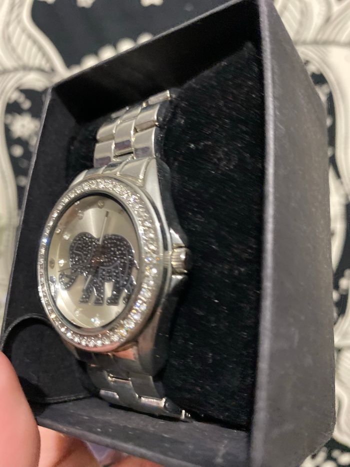 Montre éléphant - photo numéro 2