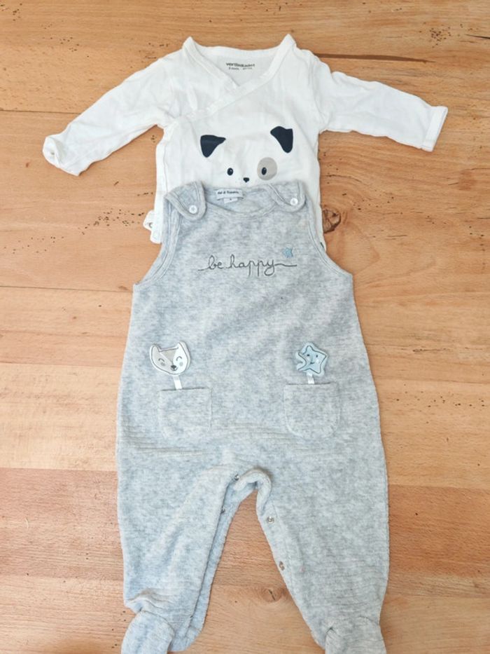 Salopette et body croisé 3 mois