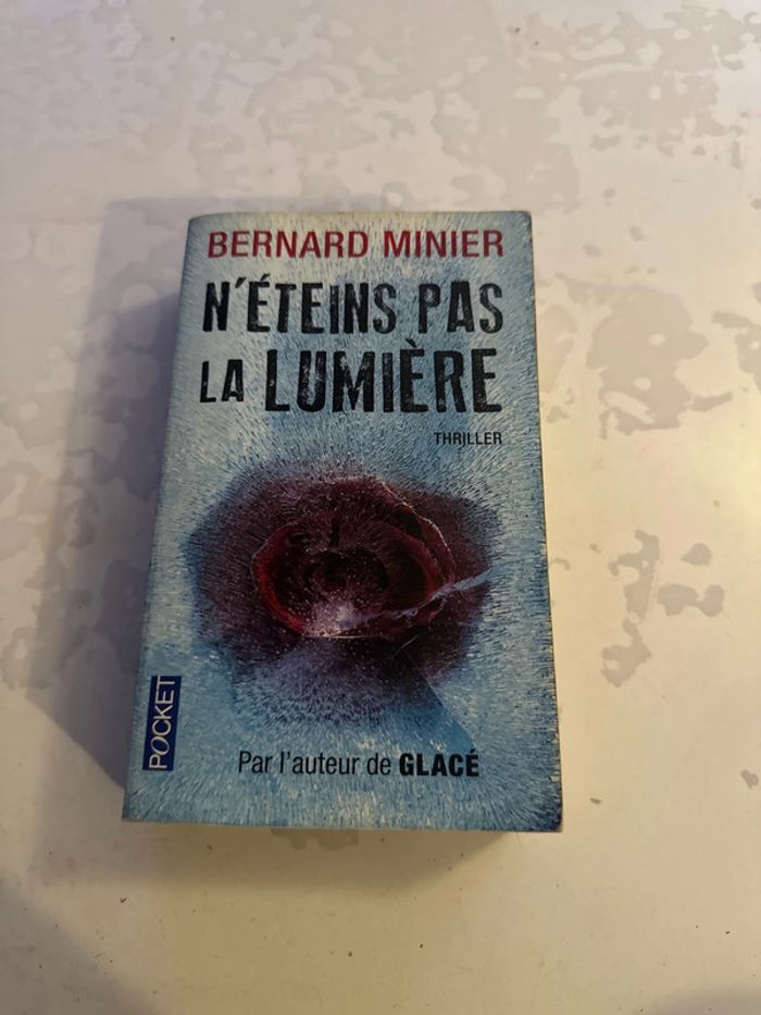 Livre n’éteins pas la lumière - Bernard minier