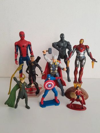 Figurines super-héros