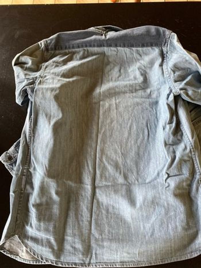 Chemise en jean - photo numéro 2