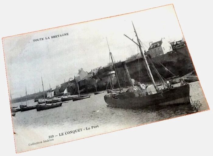 Carte postale ancienne Le Conquet (Finistère) Le Port