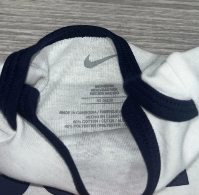 Bodie Nike blanc neuf - photo numéro 2