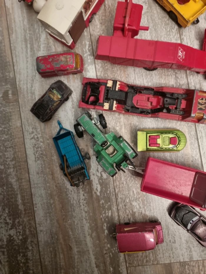 Lot voitures et camions vintage - photo numéro 9