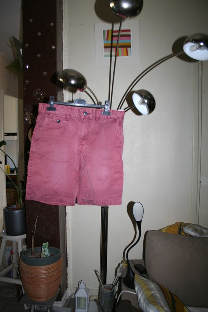 🌸short cargo bordeaux clair Taille 40 "Pull and bear " 🌸