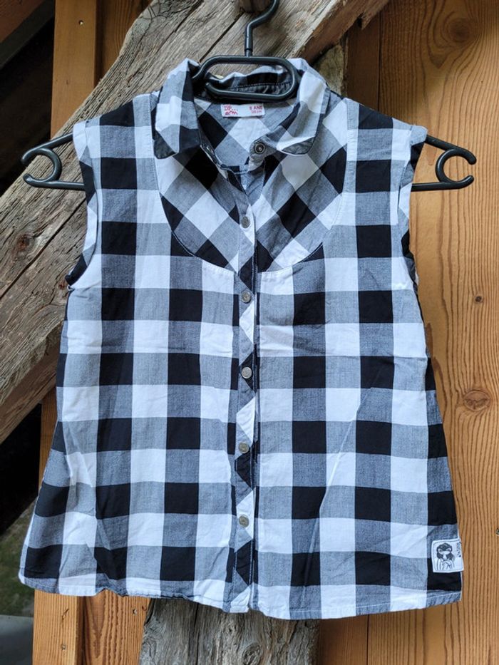 Superbe chemise à carreaux noire et blanche, sans manche, Du Pareil Au Même