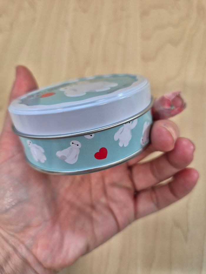 Mini boîte métal Disney Baymax - photo numéro 6