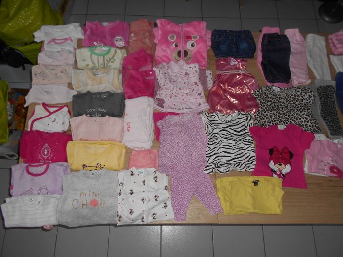 Lot de 51 piéces, taille: 1 mois - photo numéro 2