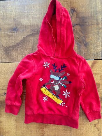 Pull de Noël à capuche