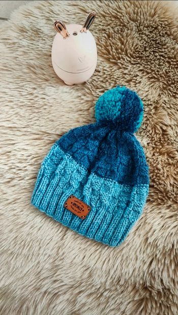 Bonnet hiver bleu fait main