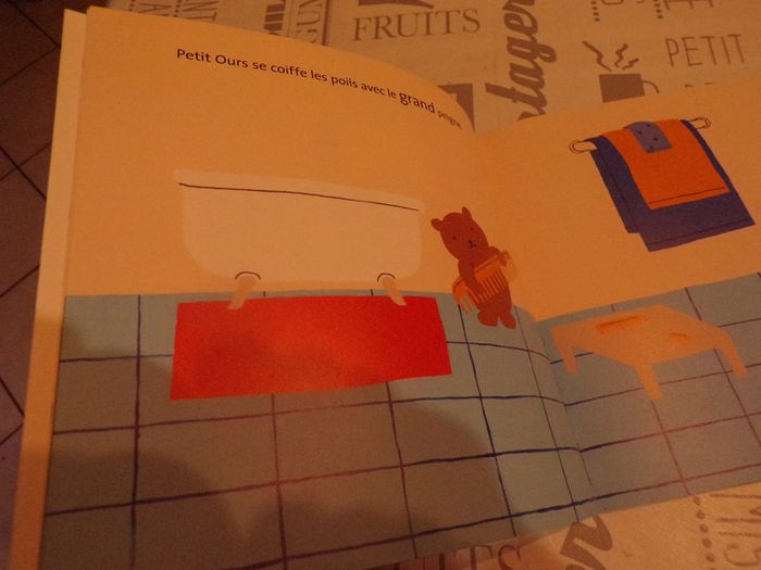 Livre Pas plus haut que trois pommes  l'école des loisirs - photo numéro 2