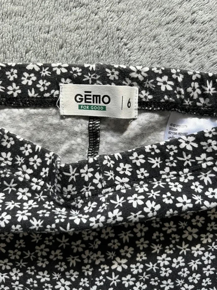 Legging motifs fleuris, 6 ans - photo numéro 4