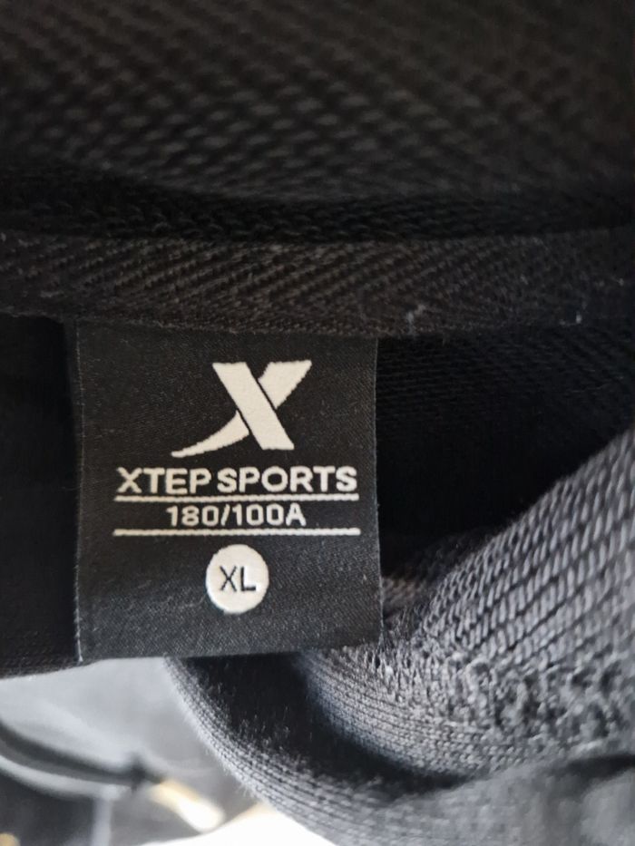 Sweat à capuche noir XTEP SPORT taille XL - photo numéro 3