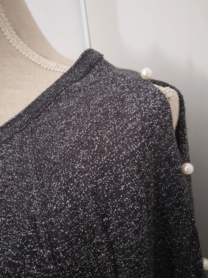 🌸Haut a paillettes et perles sur les manches neuf🌸 - photo numéro 3