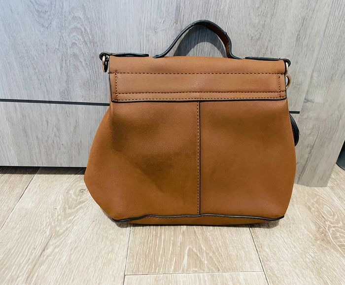 Sac à main ou bandoulière femme - photo numéro 3