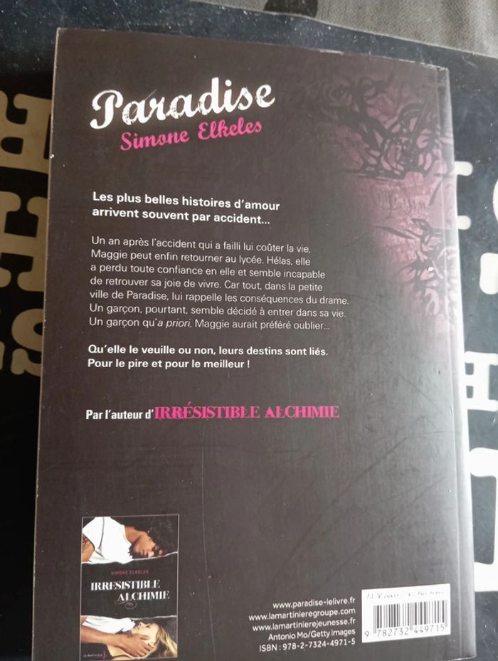 Livre Paradise Tome 1 de Simone Elkeles - photo numéro 2