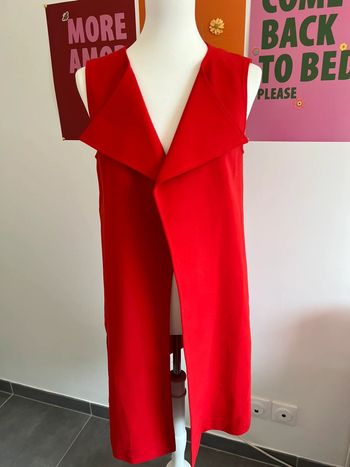 Veste sans manches rouge taille M