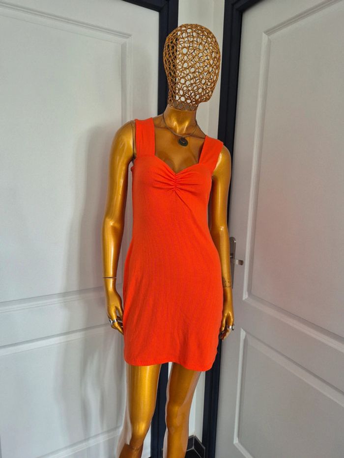 Robe Orange