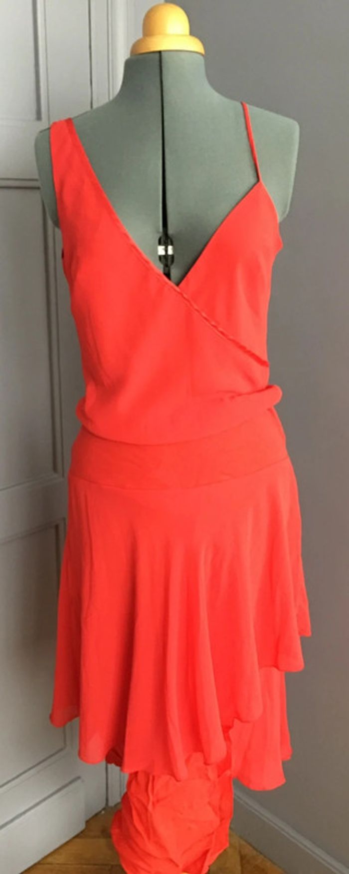 Robe cérémonie 40 fluide midi - photo numéro 2