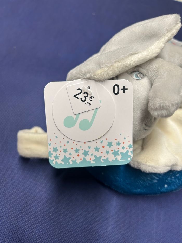 Doudou musical Disney - photo numéro 3