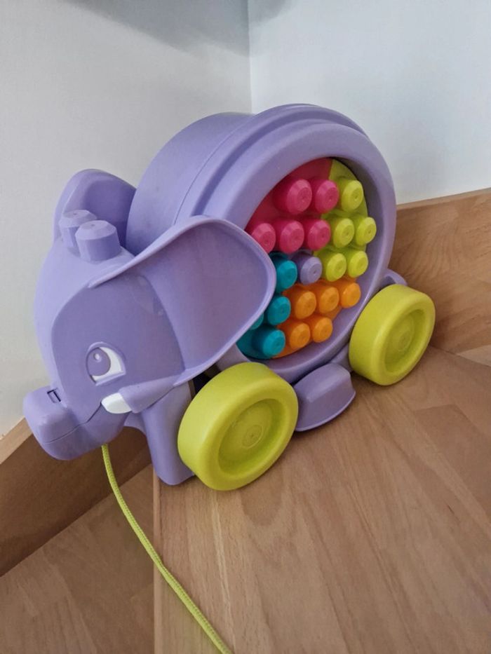 🪀 Éléphant à tirer - photo numéro 2