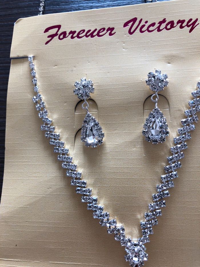 Parure de bijoux - photo numéro 3