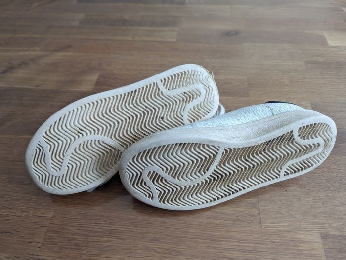 Baskets fille à lacets pointure 29 - photo numéro 3