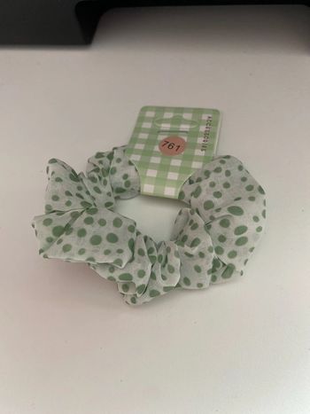 Chouchou a pois vert