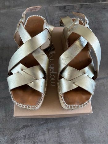 Sandales compensées Mellow Yellow