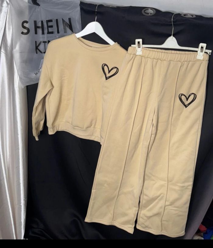 Ensemble neuf Shein, taille 12 ans