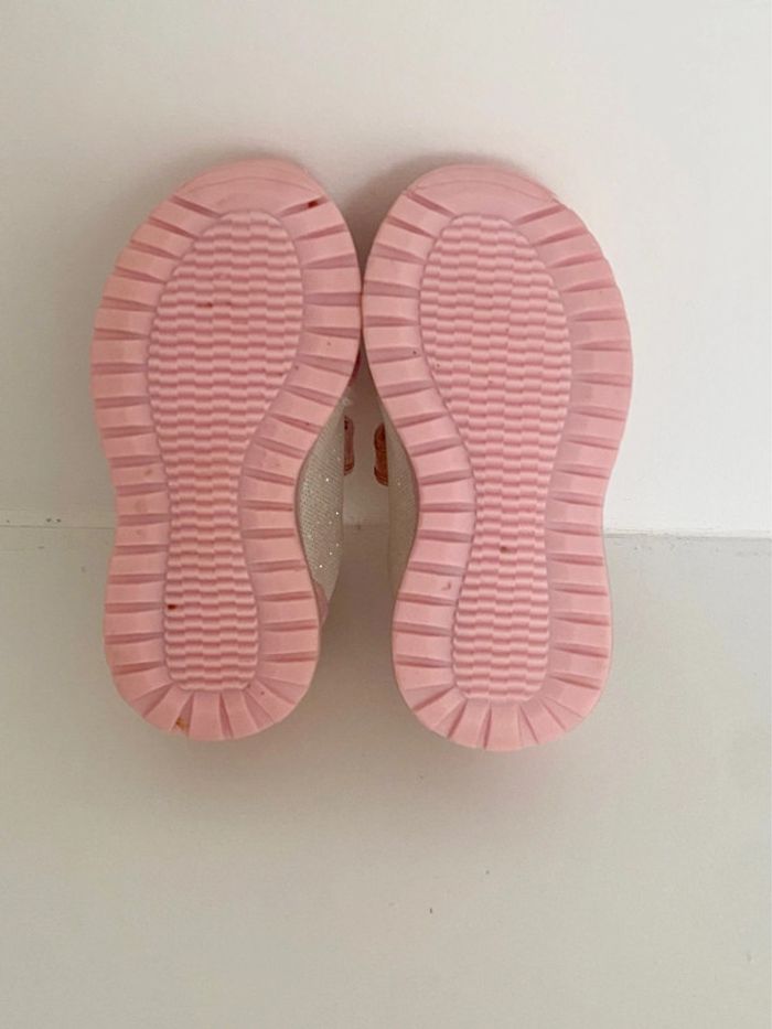 Baskets Minnie clignotantes TBE - photo numéro 9