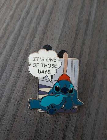 Pin trading stitch disney