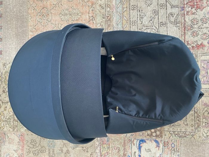 ✨ Poussette Premium Stokke Xplory X- Édition Limitée Gold/Black (Avec Nacelle) - photo numéro 2