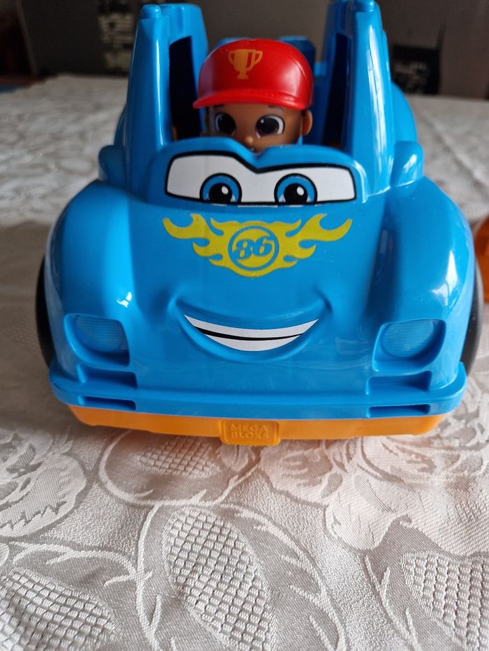Grosse voiture bleue Megabloks - photo numéro 3