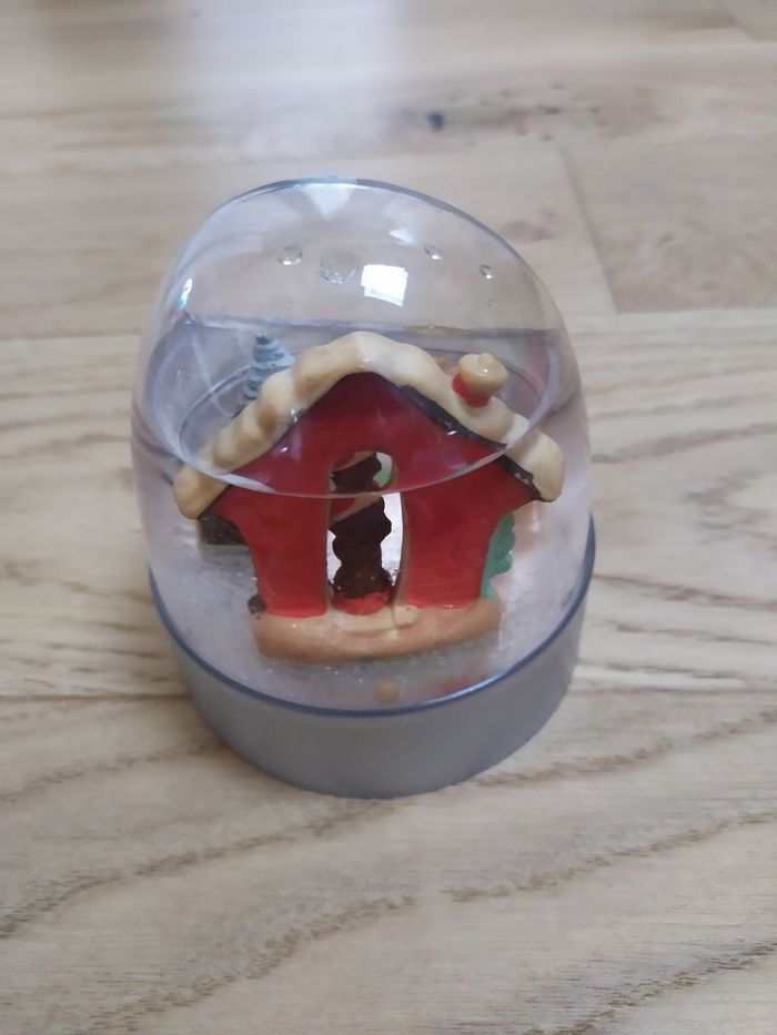 Lot de 3 boules de neige lumineuse châlet. - photo numéro 8