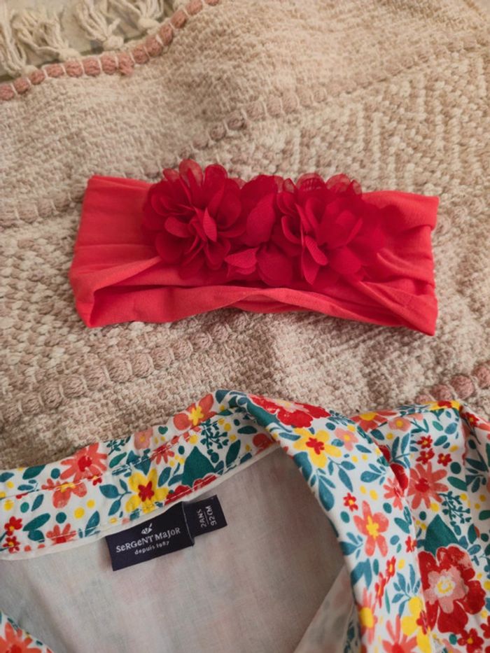 Magnifique robe fleurie rouge jaune vert bandeau rouge Sergent Major 2 ans - photo numéro 3