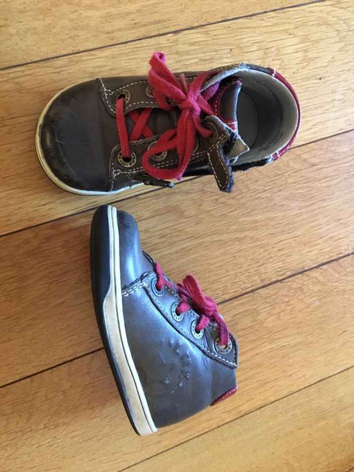 Chaussures Little Mary taille 21 - photo numéro 2