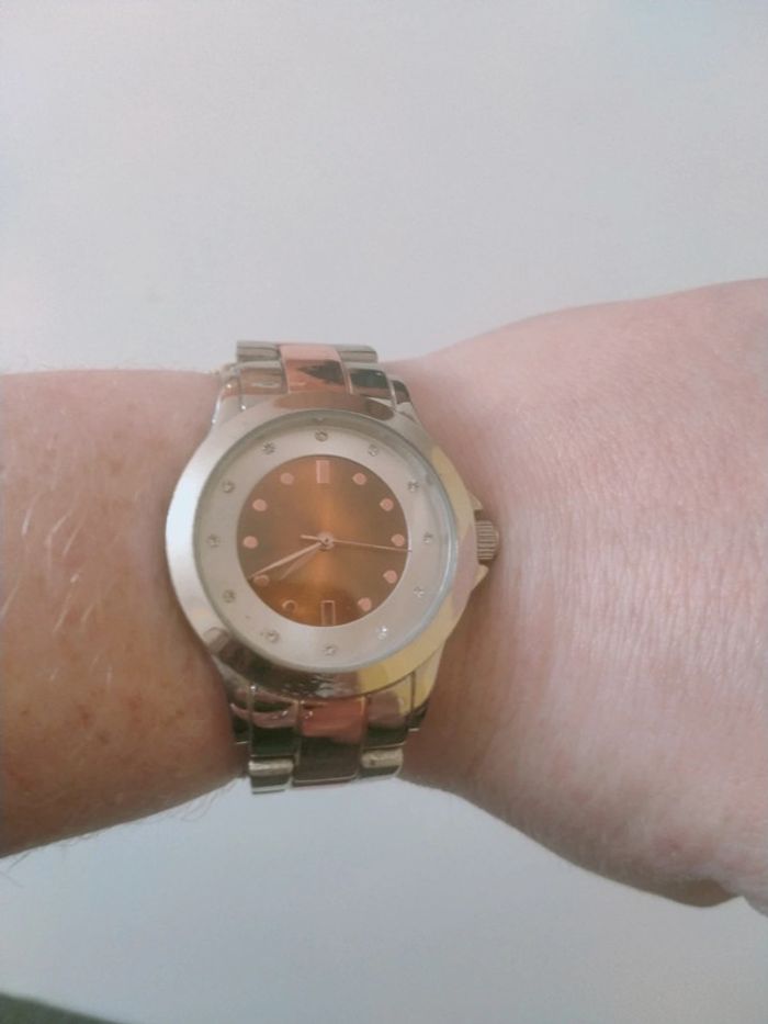 Montre femme - photo numéro 5