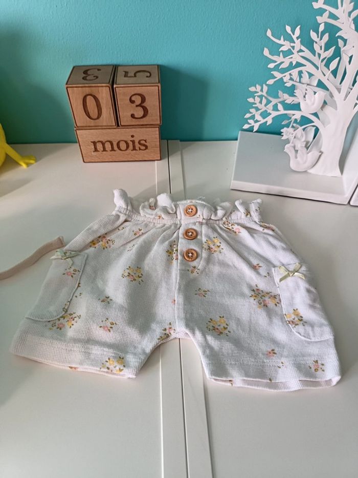 5 shorts filles taille 3 mois - photo numéro 7