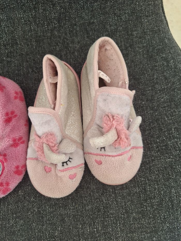 Lot 2 paires chaussons hiver fille / 24 - photo numéro 3