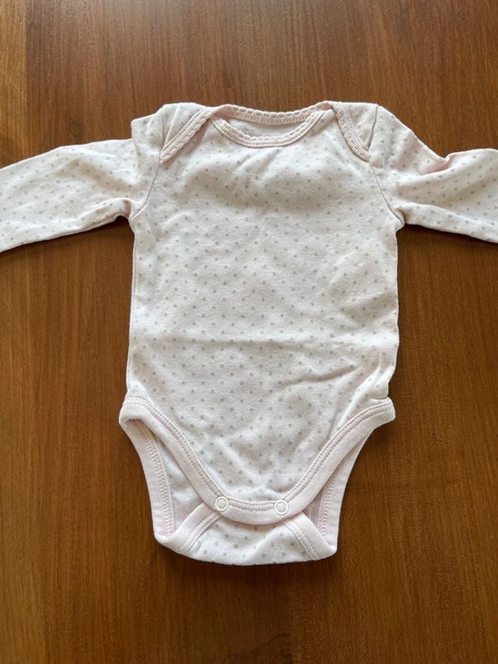 Lot de 2 bodies neufs Obaïbi taille 1 mois. - photo numéro 5