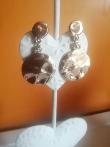 🌸Boucles d'oreilles dorées martelées " Lou Yetu " 🌸